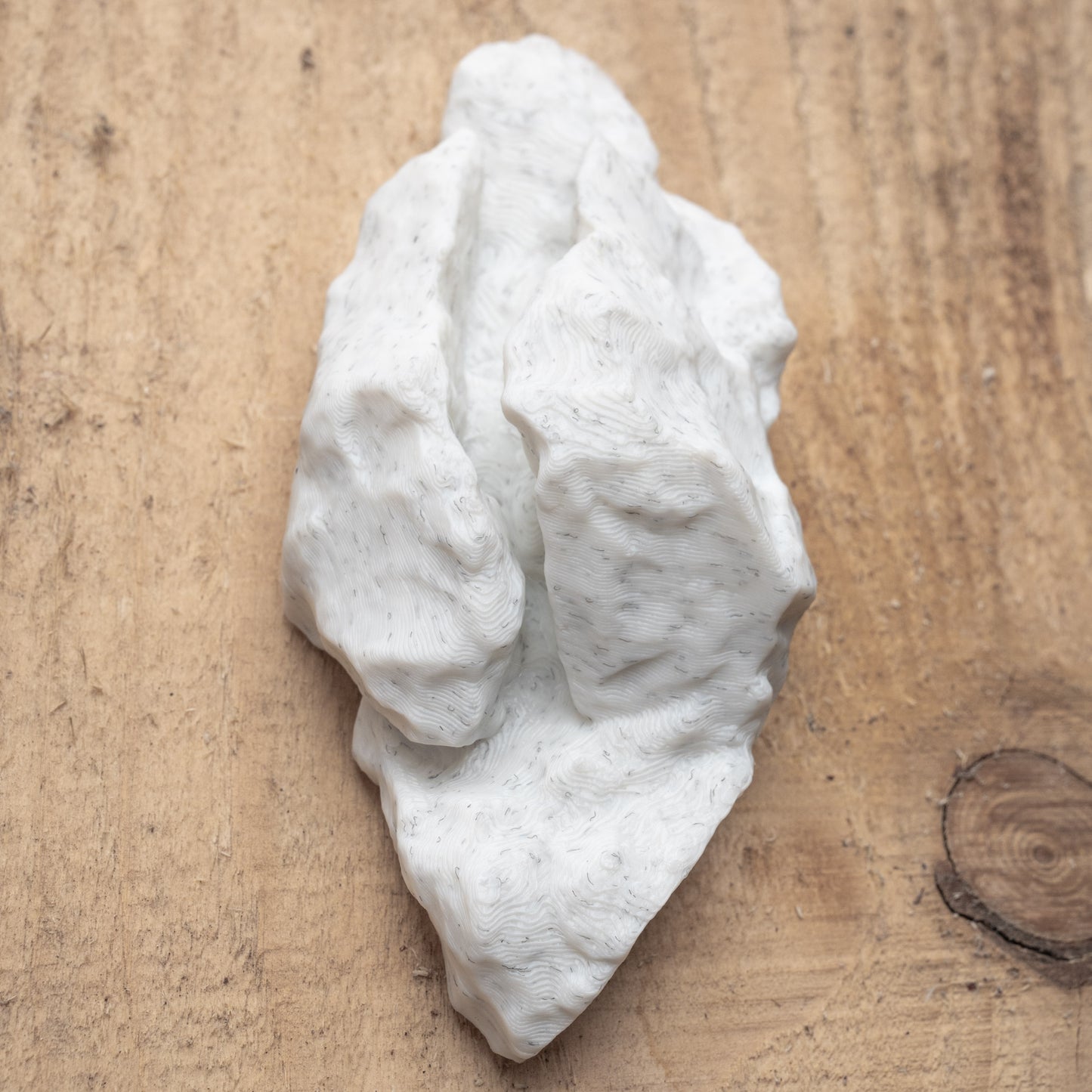 Rock Crack Key Holder