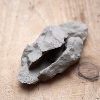 Rock Crack Key Holder